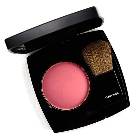 joues contraste blush review